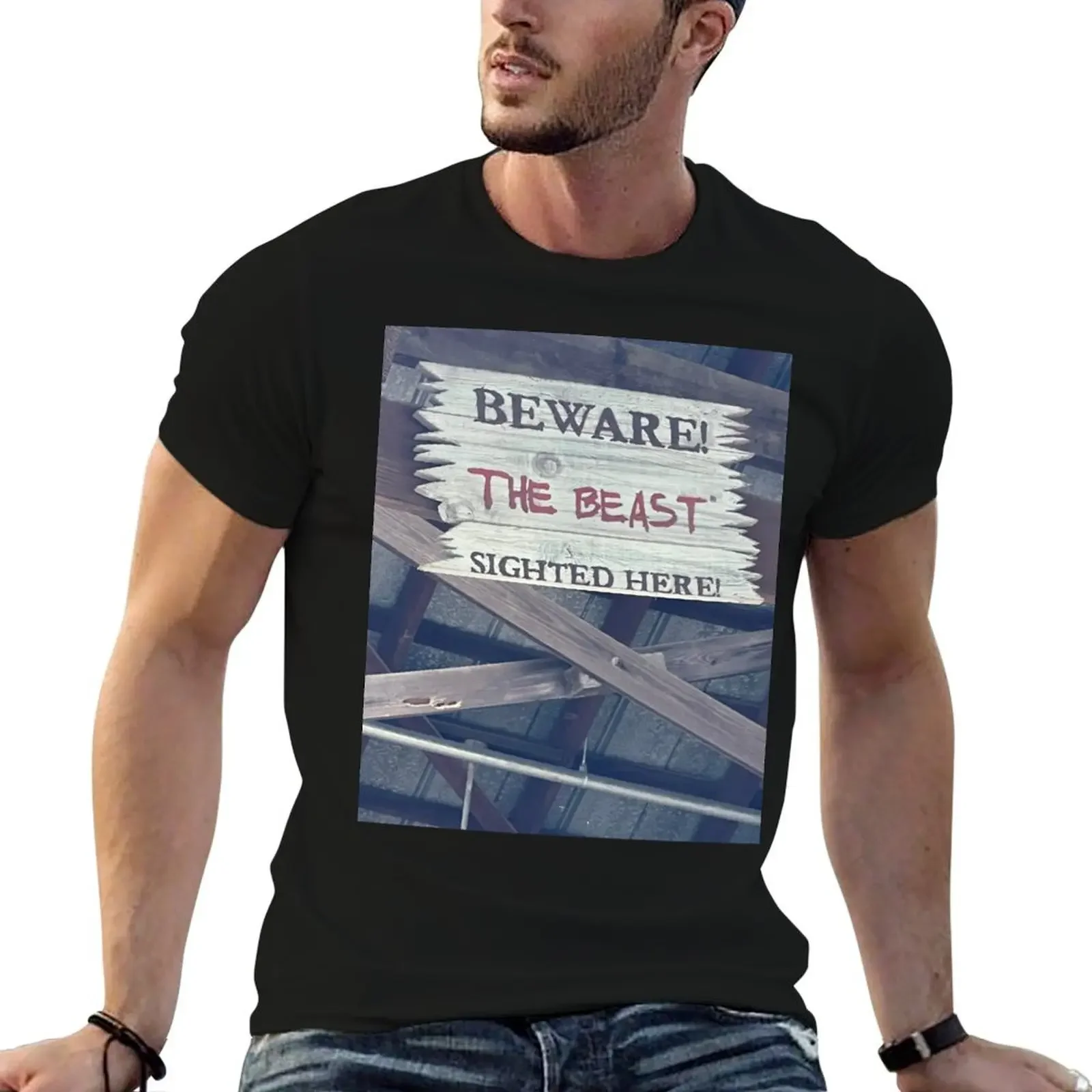 The Beast Lurks In Ambush T-Shirt quick-drying anime stuff sports fans tshirts for men