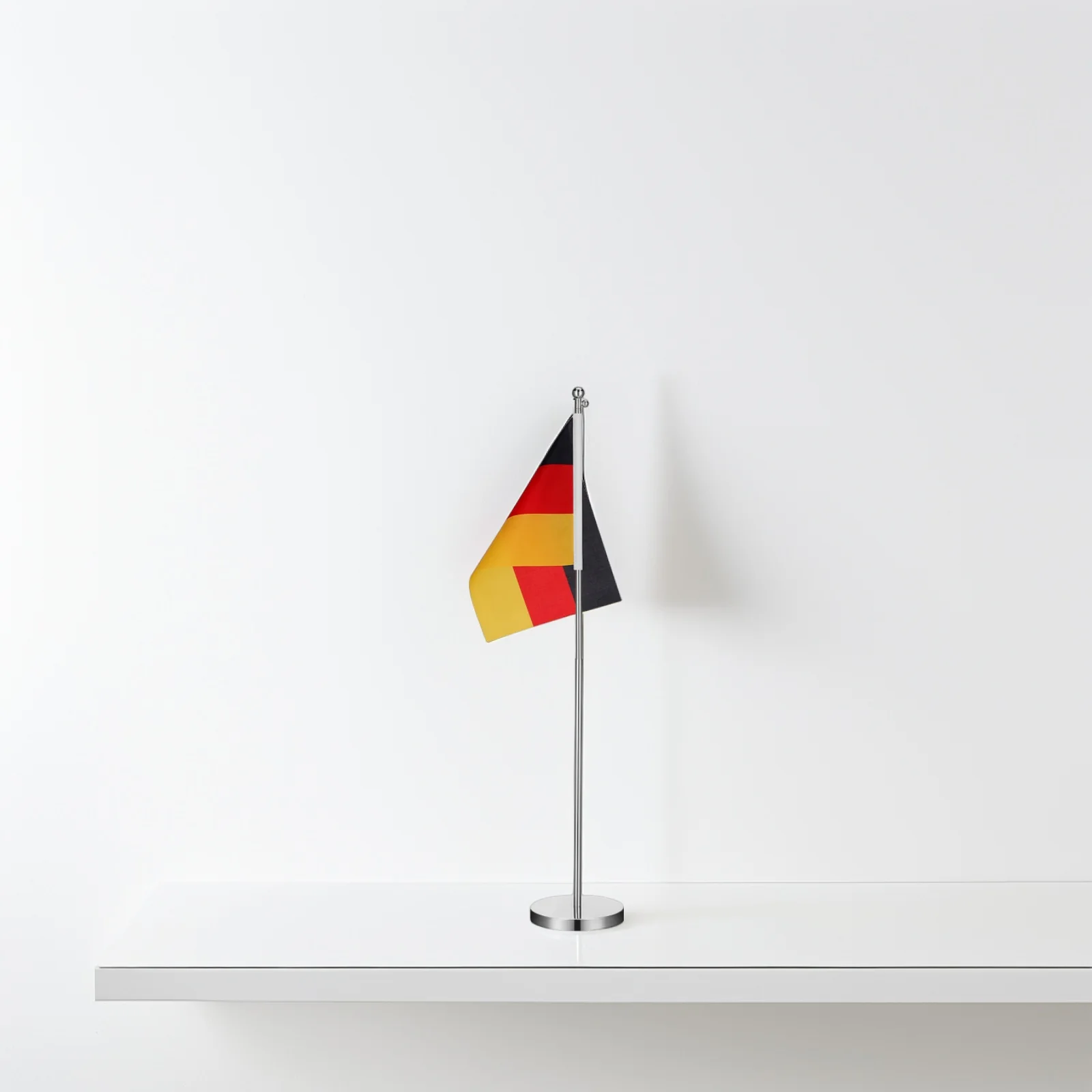 

Telescopic Flagpole Extendable Stainless Steel Office Stand Portable Desk Flag Holder Wear-resistant Base Compact Size