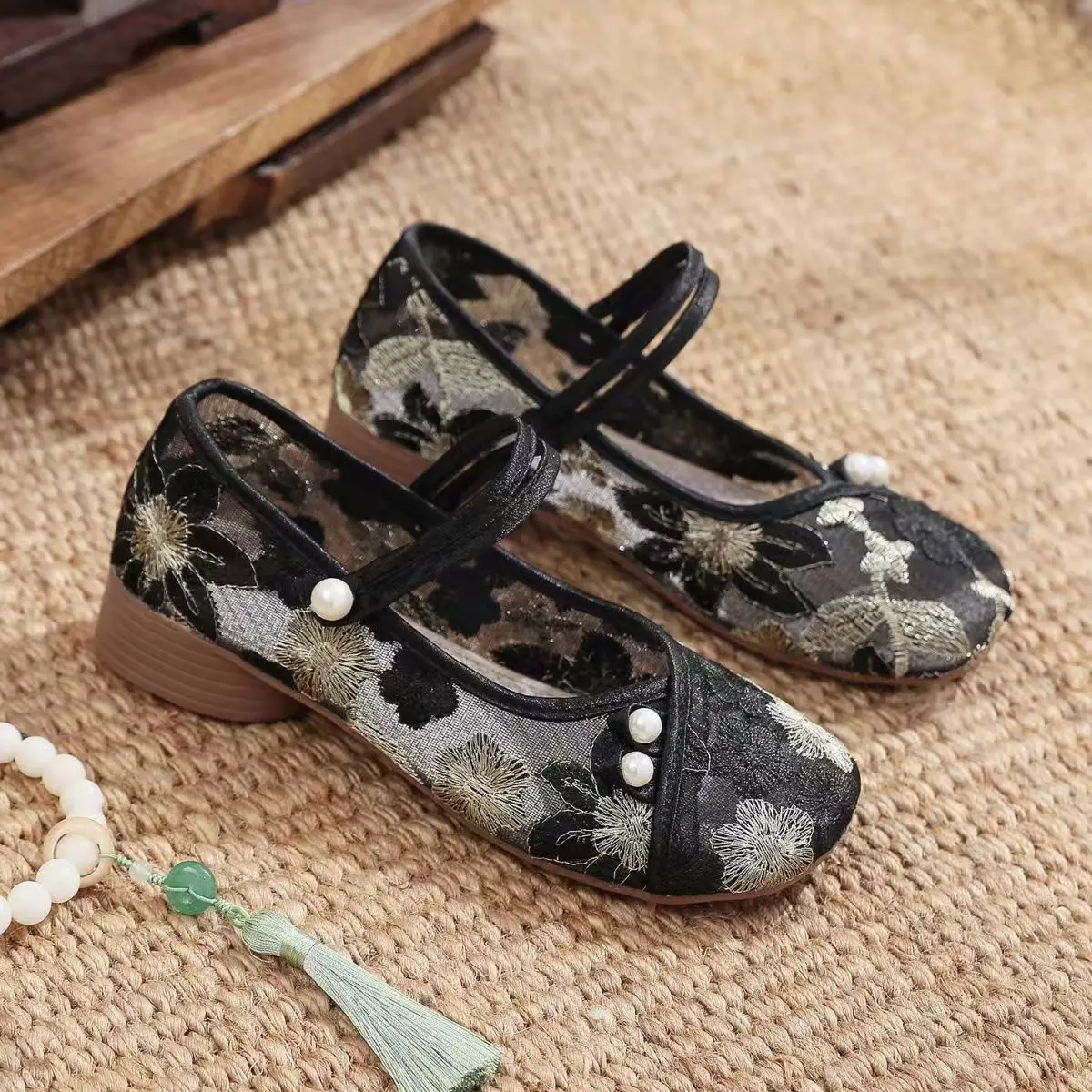 

Woman's Summer New Low Heel Mesh Embroidered Shoe Soft Sole Non Slip Round Toe Mary Jane Shoes Ethnic Style Sandals Hanfu Shoes