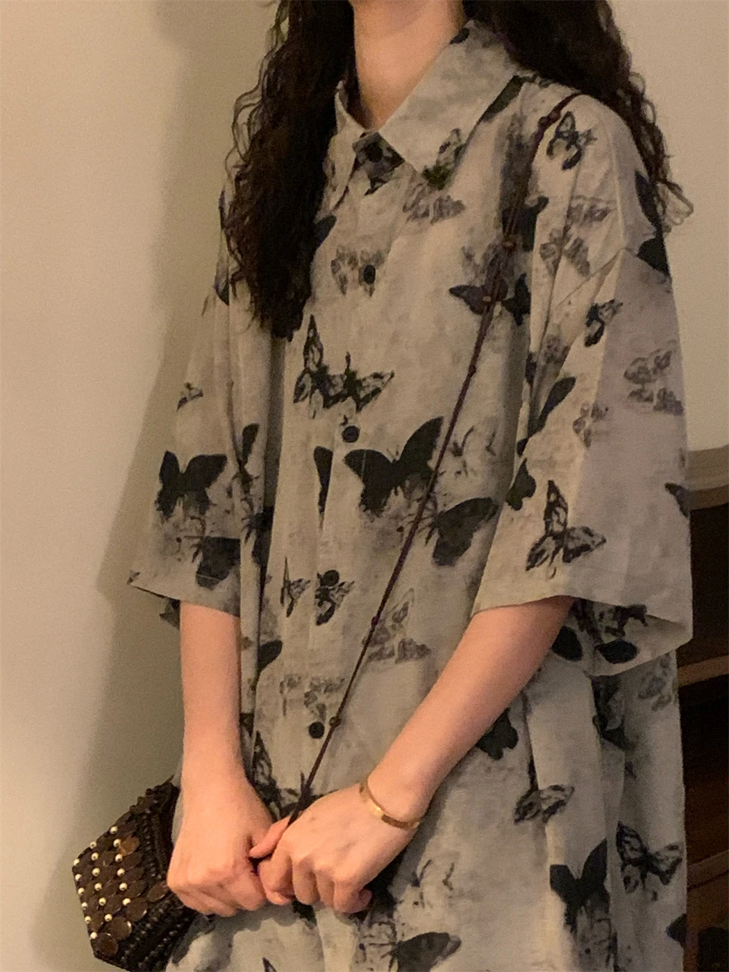 

Летняя новинка: винтажная футболка в стиле Гонконг, свободного кроя, с принтом, повседневная, трендовая, молодежная.