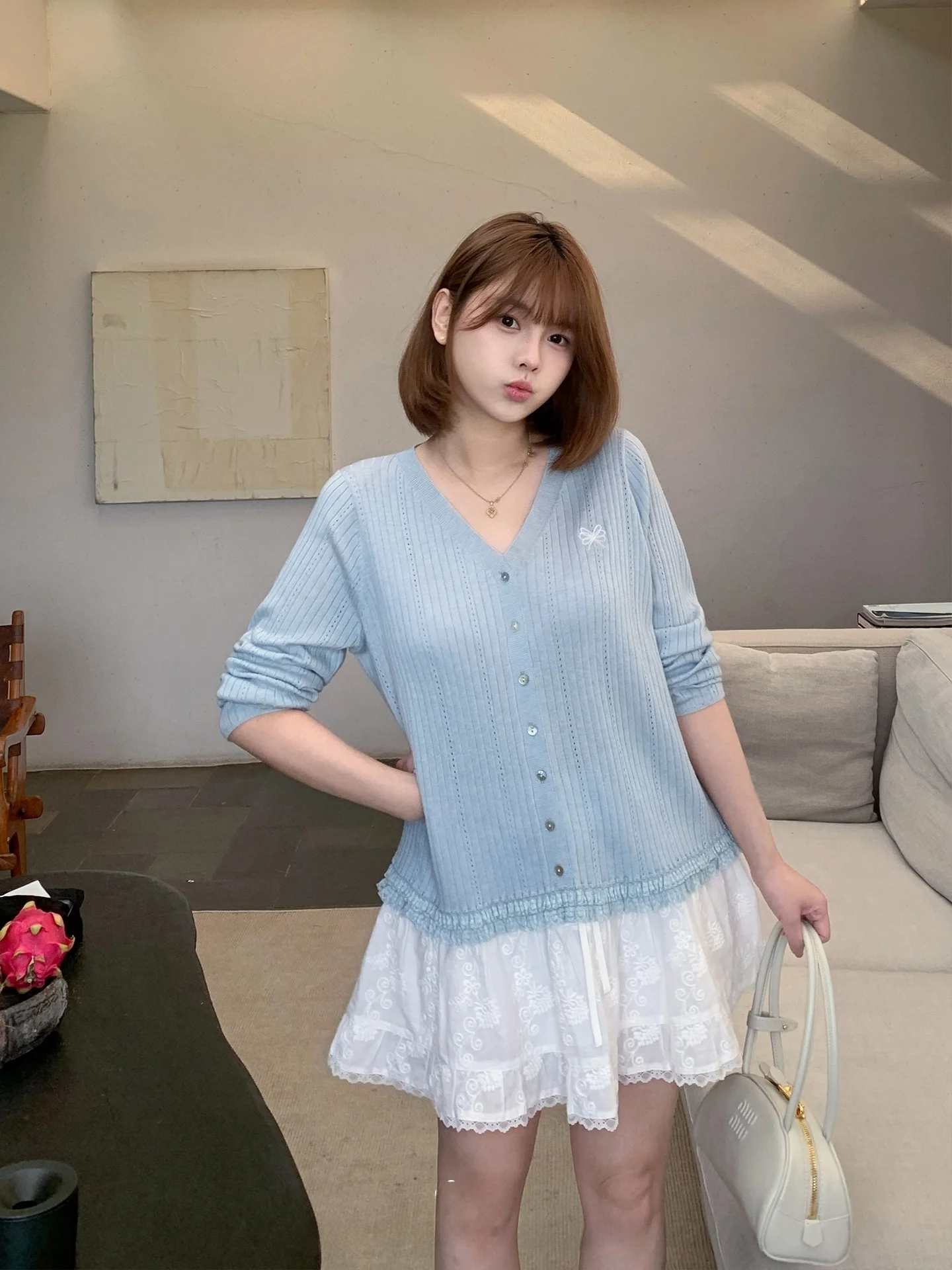 

Новинка: Топ большого размера с кружевной вышивкой и узлом, повседневный, свободного кроя, весенний, с длинными рукавами