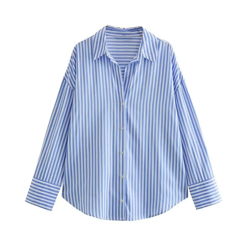Camicia semplice ed elegante alla moda a righe larghe con colletto rovesciato a maniche lunghe