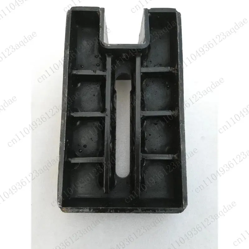Water Drilling Rig Steel Base Steel Plate Welding Strength High Jack Pressure Not Water Damage Drilling Rig Bracket Fixed