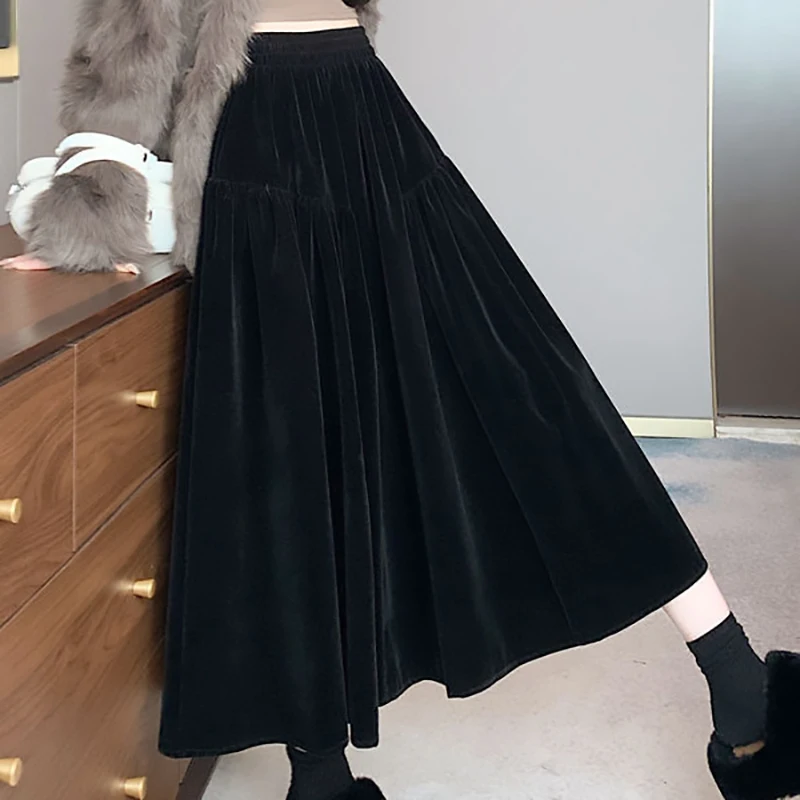 Black Velvet High-end Skirt 2025 Autumn Winter Fashion Simple Versatile Skirts Women's Daily Commuter High-waist A-line Skirt