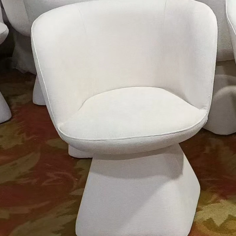 

Удобные табуреты в скандинавском стиле, туалетная комната для спальни, спинка для макияжа, табуреты, эстетическая эргономика, мебель для гостиной Le Tabouret XYDZ