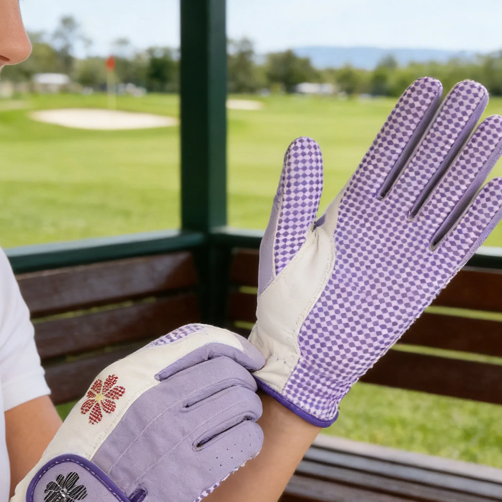 

1Pair Womens Golf Gloves Premium Breathable Material Enhanced Stability Control Ideal for Golfing Both Hands Comfortable Fit