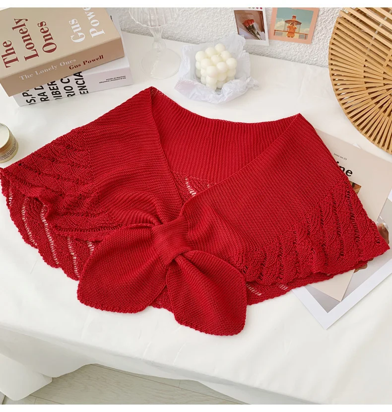 

Новая весенне-летняя защита шейного отдела, комната с кондиционером, шарфом на плечо и небольшой шаль в стиле знаменитостей, уменьшающая возраст