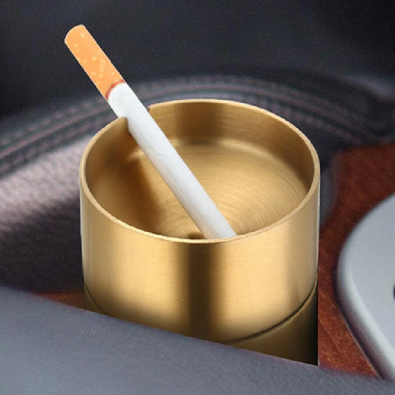 Cenicero a prueba de viento Cenicero de coche Cenicero de vehículo automático Decoración reutilizable Durable Oro 11.8X7cm