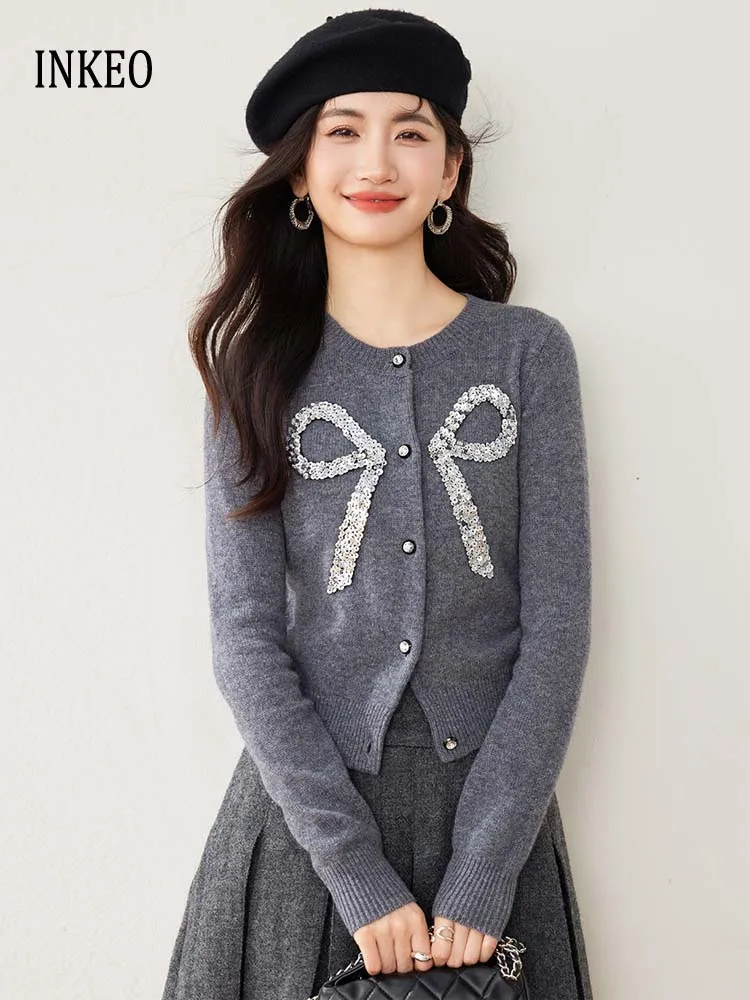 

2025 новейший женский кардиган с бантом и блестками, серый повседневный вязаный свитер с круглым вырезом и длинными рукавами, женский короткий трикотаж, шикарный INKEO 5O093