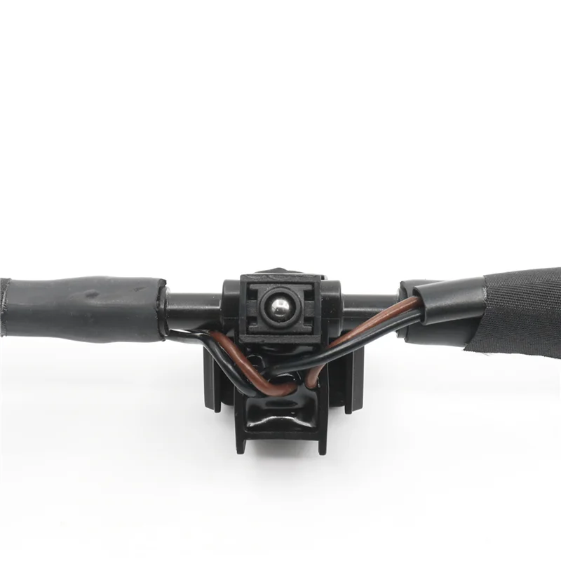 

Windshield Spray Nozzle Windscreen Nozzle Jet Hose A2128600892 For - E W212 09-16 /CLS C218 X218 11-17 Heated