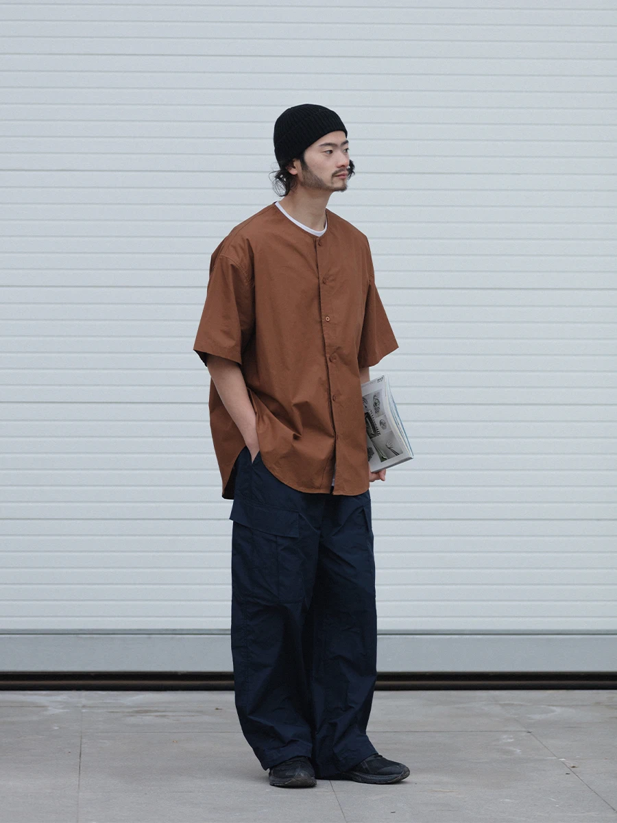 

Мужская винтажная тонкая повседневная свободная рубашка без воротника с коротким рукавом, цвет кофе, летняя дышащая хлопковая туника в уличном стиле