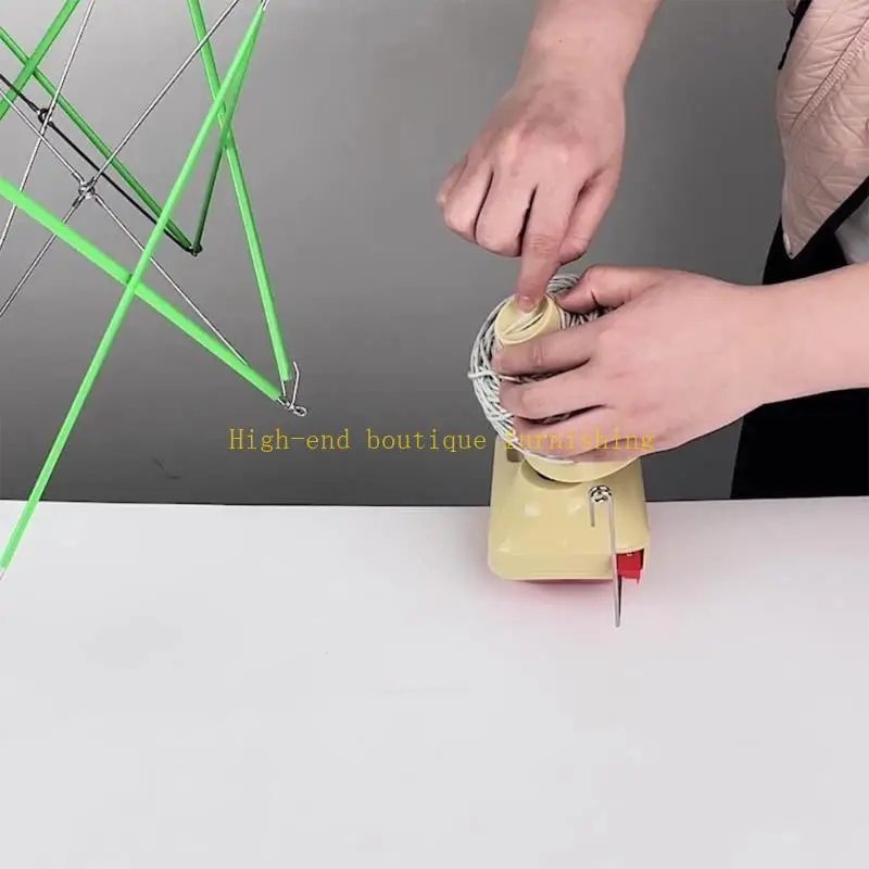 L9NB Hand Operated Wools Winder Tool for Crocheting Easy to Use Yarn Winder String Balls Winder Needlecraft Yarn Balls Winder