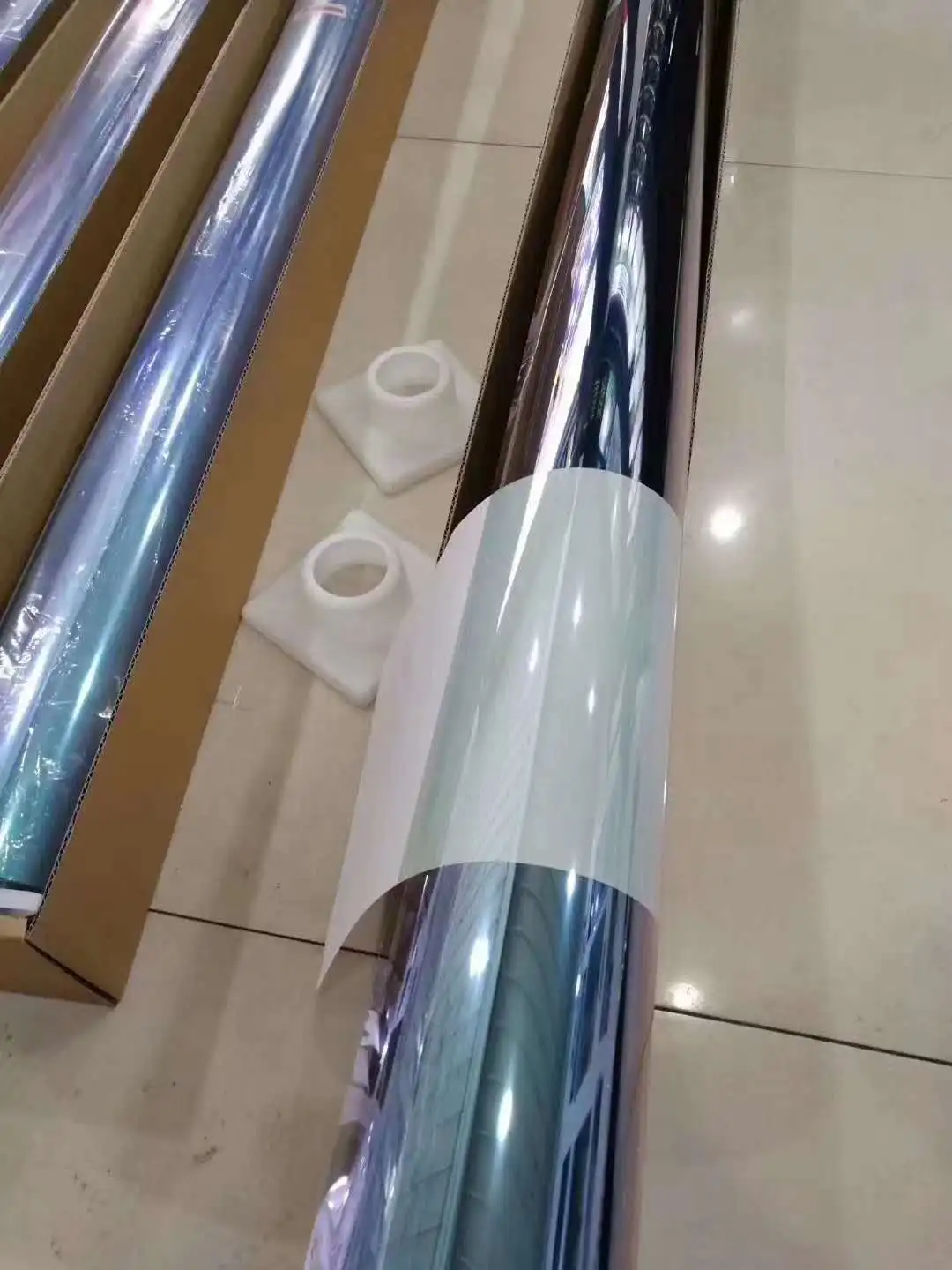 Best Selling Heat Resistant Car Window Chameleon Decorative Solar Film