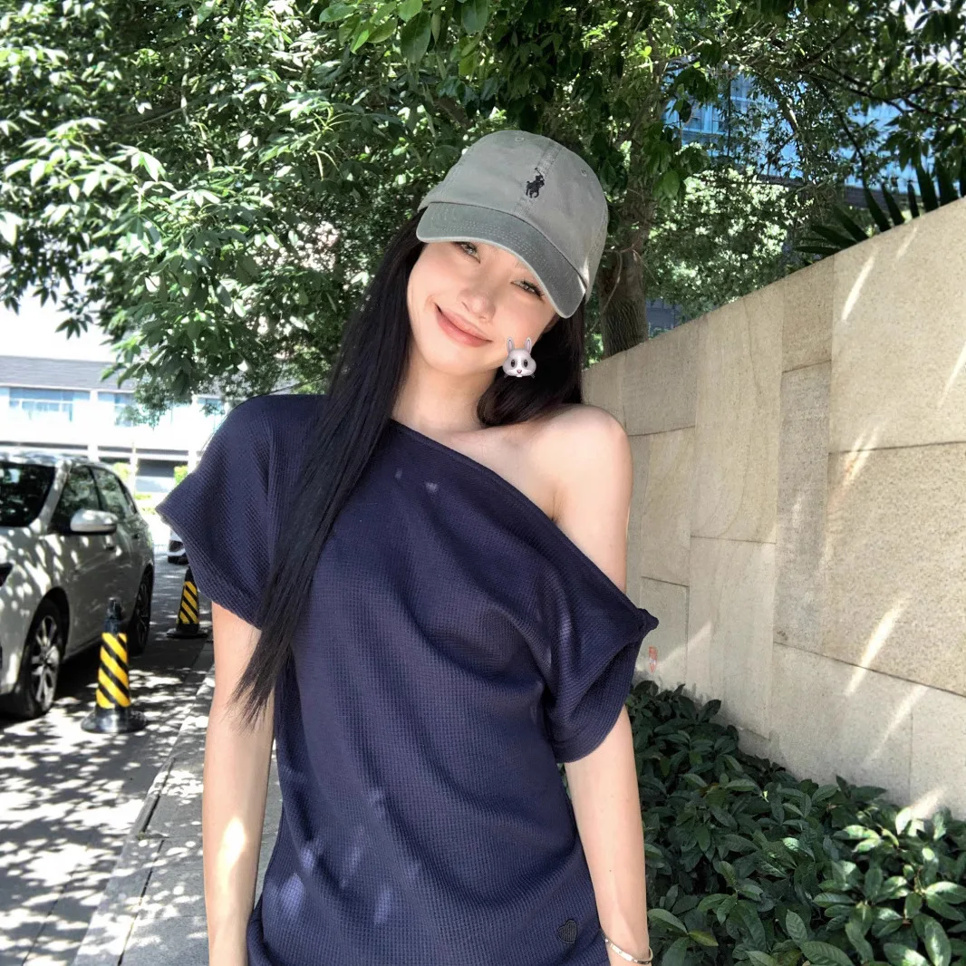 

Slant Shoulder Design Waffle Short-sleeved T-shirt Women's 2025 Summer Casual and Thin Temperament Versatile Top