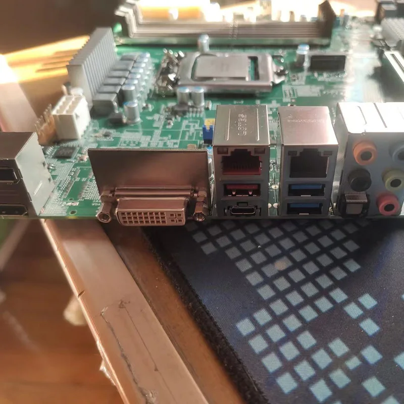 X11SCA Workstation …