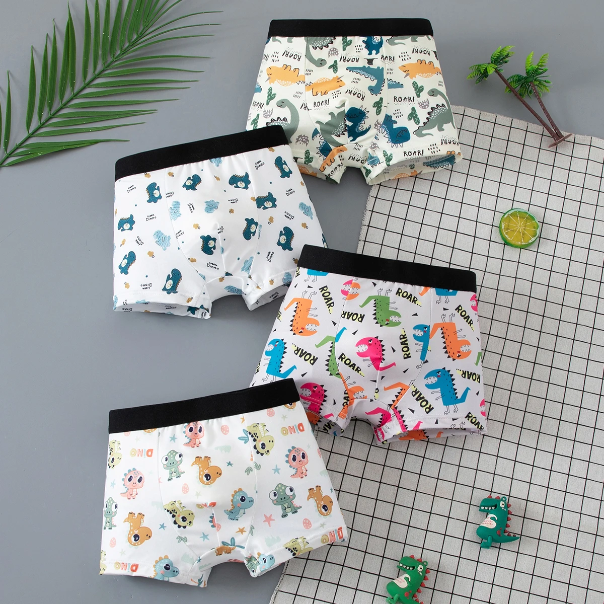 4-piece Set Of Four Season Children's Cartoon Printed Underwear Comfortable Boxer Shorts Car Dinosaur Pattern Casual Home Shorts