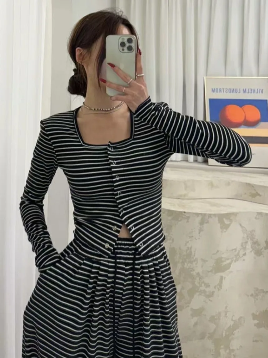 Faionable Knitted Striped Top And Casual Pants Set Single Button Design Dongda Gate Sle for Young Women Spring Autumn Winter