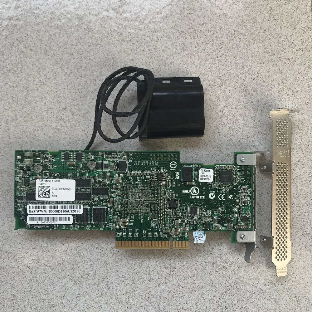 Contrôleur Raid Adaptec ASR-6805T 8 Ports PCIE2 x8 512 Mo + AFM-600CC 2 pièces 8087