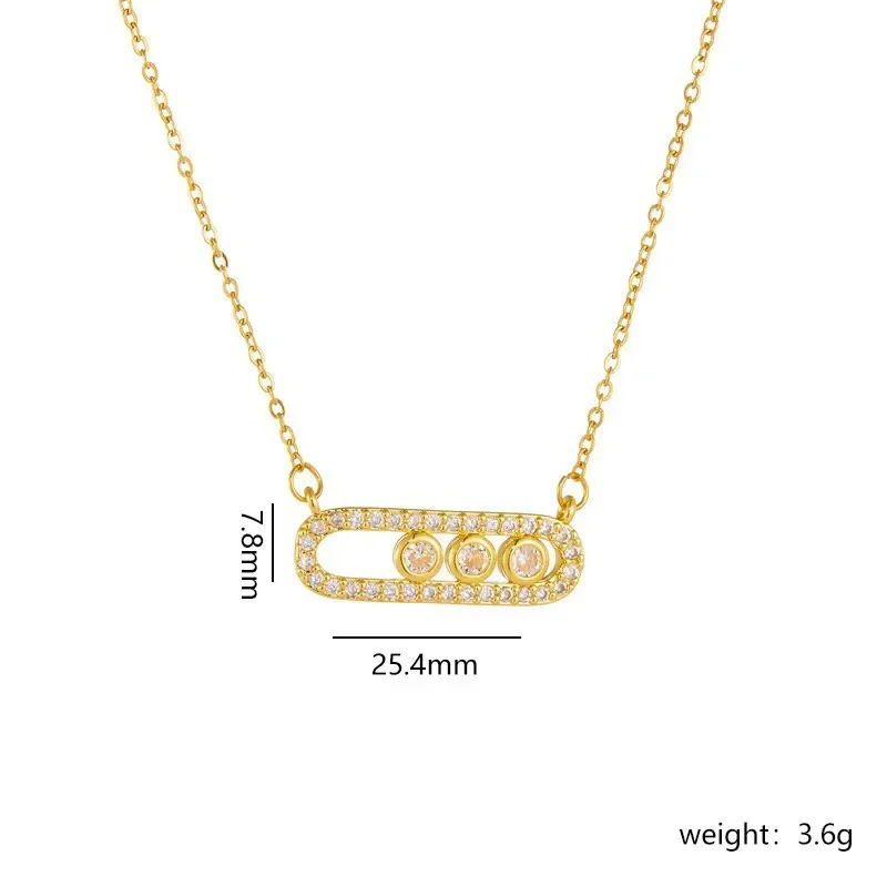 Модное и простое колье Masica из титановой стали с тремя бриллиантами, подчеркивающее женскую индивидуальность.