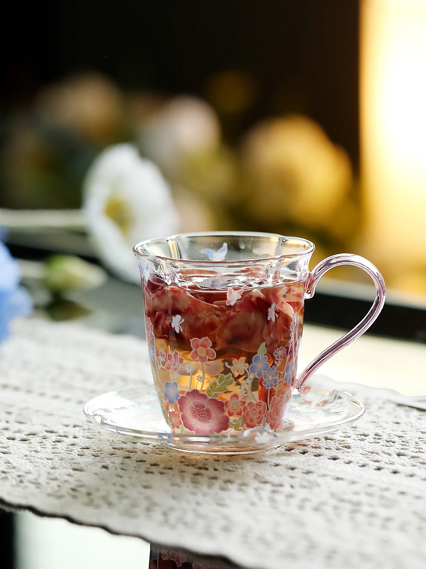 

Набор кофейных чашек из цветного стекла UangYu: высокая эстетика, чашки для латте, домашние чашки для напитков, чашки для послеобеденного чая с подставками