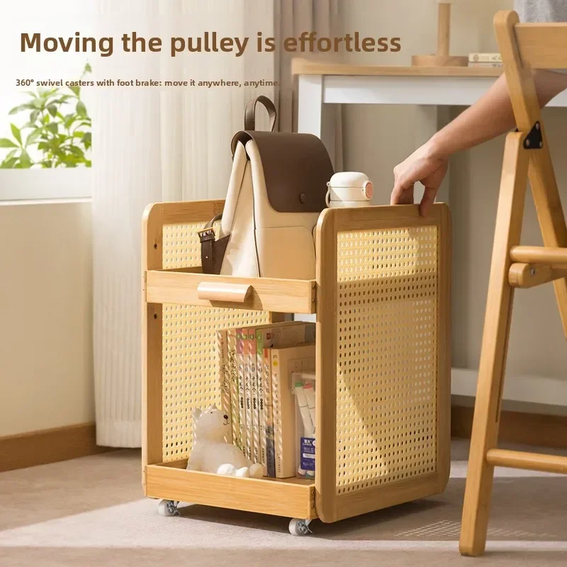 Modern Bedside tables are simple, modern shelves, small cabinets, bedside cabinets, storage, rental room, and removable.
