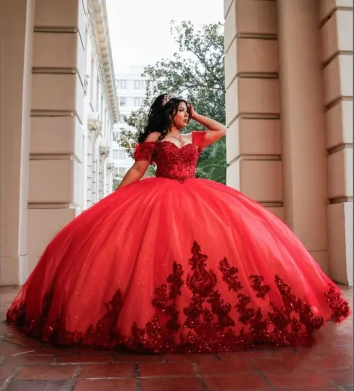 Princess Exquisite Quinceanera Dress 2025 Red Off Shoulder Beaded Applique Mexico Cathedral Train vestido de princesa de 15 años