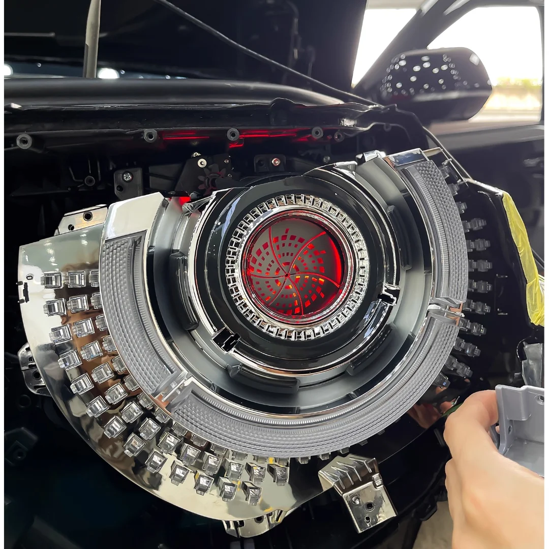 مصباح أمامي LED للسيارة للجدار العظيم GWM Tank 700 عدسة بركان معدلة عين الشيطان الأحمر ملحقات السيارات