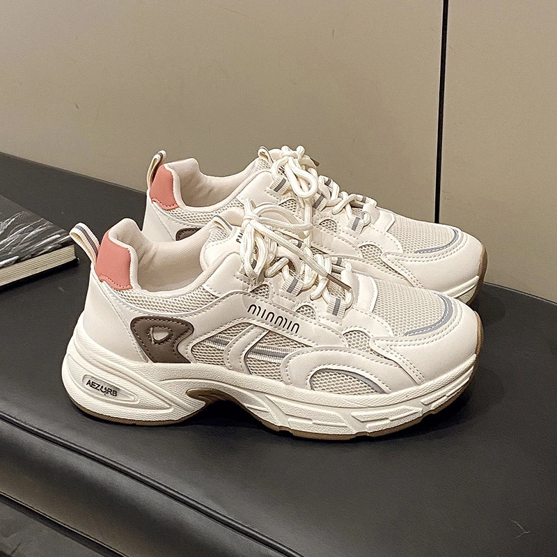 快適な通気性のあるメッシュシューズカジュアルフィットネスラン - Mesh Trainer Breathable のレビューと価格