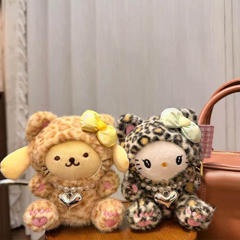 

Милые плюшевые куклы-брелоки Sanrio из серии Cross Dressing: подвески для рюкзаков, украшения, подарки