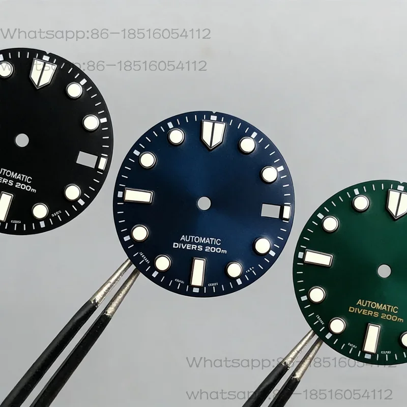 cadran-de-montre-de-plongee-de-285-mm-disponible-en-noir-bleu-et-vert-cadran-replique-de-haute-qualite-swiss-c3-green-nh35-dial-spb187