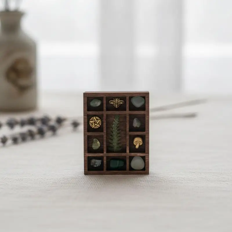 New！Wooden Mini Jewelry Holder Miniature Crystal Ore Specimen Storage Jewelry Display Tray Multi Compartments Dollhouse Shelf