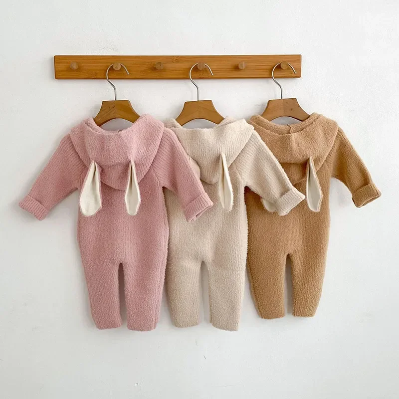 

2025 New Autumn Baby Clothes Infant Baby Girls Knitted Jumpsuit Long Sleeved Solid Color Hooded Newborn Baby Girls Bodysuits
