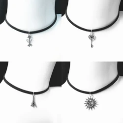 2024 Hot Torques Pure Black Velvet Ribbon Vintage Retro Pendant Necklace Maxi Statement Chokers Necklace For Women New Jewelry