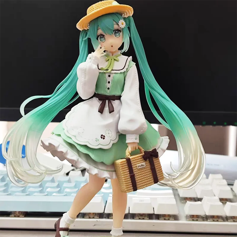

Original Taito Hatsune Miku Figure Vocaloid Scenic Artwork Country Fashion Model Toy Figurine Ornaments Desk Birthday Gift