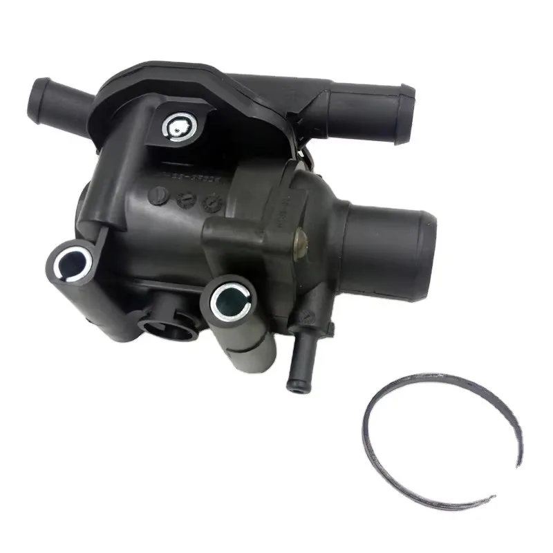 

Engine Coolant Thermostat Housing Assembly OEM 1319480 XS4G-9K478BD 1097897 1113119 XS4G-9K478AD for FORD FOCUS MK1 (1998-2005)