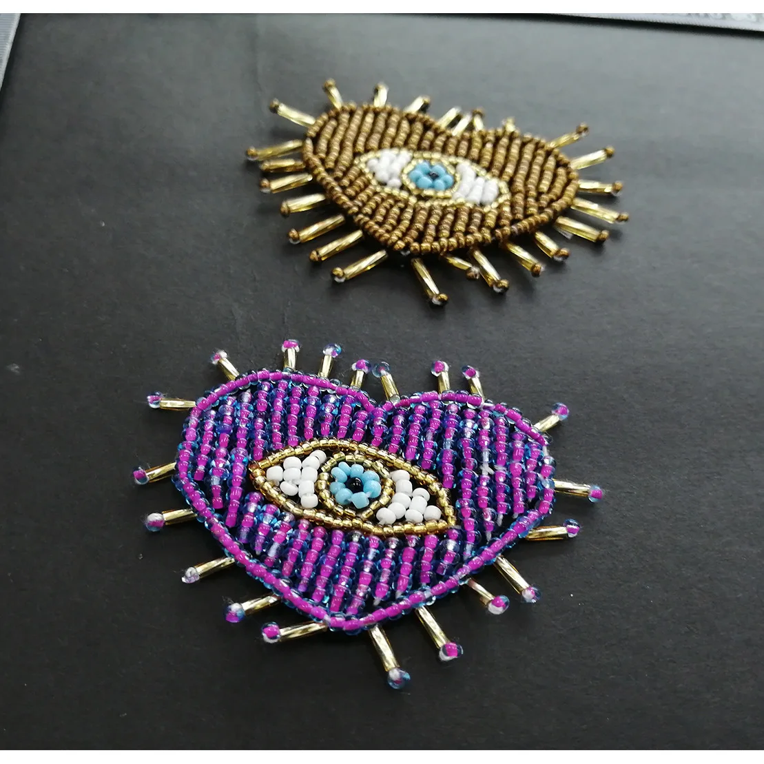 Handmade beaded rice bead heart cloth patch Large quantity of clothing cloth patches in stock