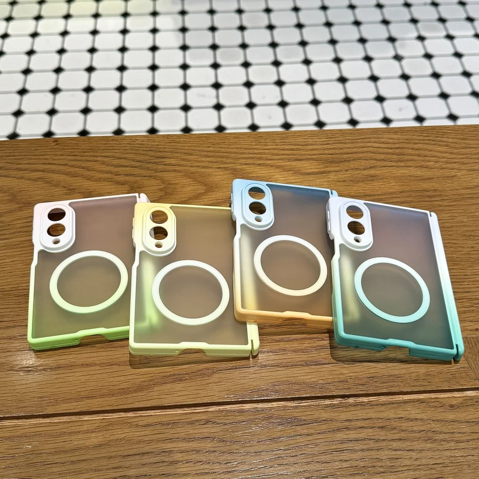 Funda translúcida degradada esmerilada para Magsafe para Samsung Galaxy Z Fold 8 Ultra 7 8, cubierta trasera magnética a prueba de golpes 6