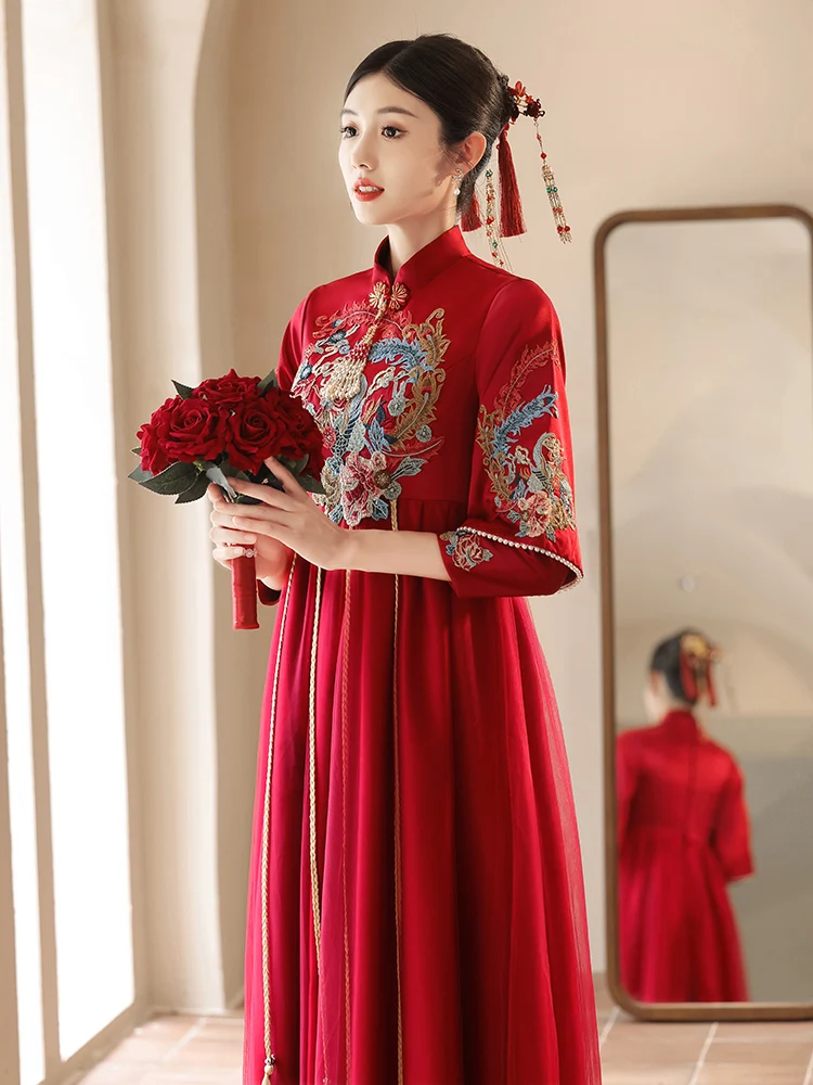 

Новое китайское свадебное платье для беременных женщин 2025 года, красное, большого размера, на низком каблуке, для церемонии помолвки.