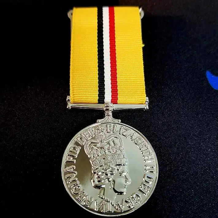 Copy handicraft yellow ribbon medal pendant X57