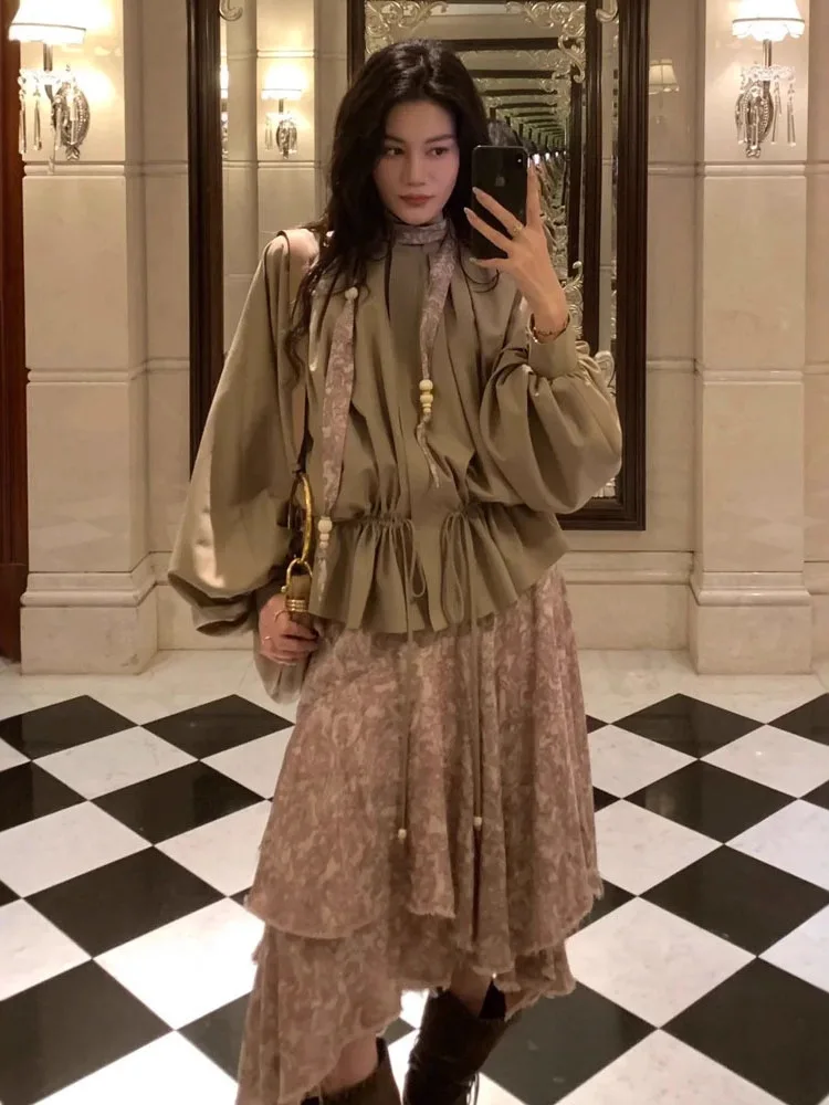 

Floral One Shanghai 26ss Women's Vintage Pure Color Stand Collar Waist-Cinching Bead Embellished Coat Jacket Poly Fiber Long ...