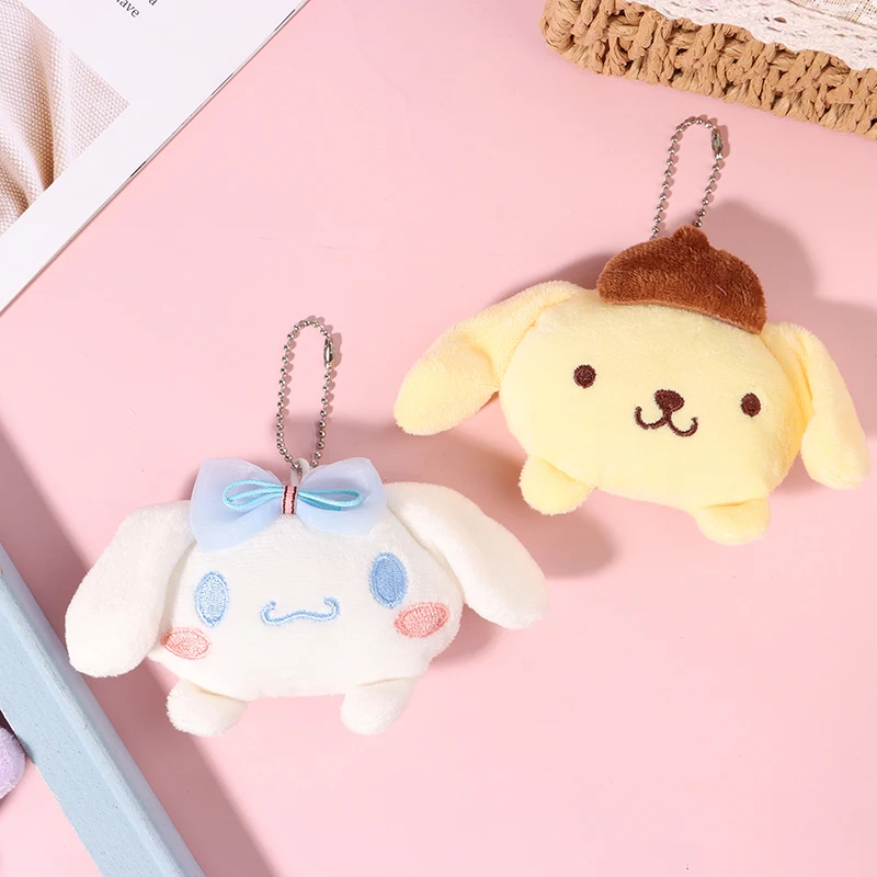 Sanrio ตุ๊กตาหนานุ่ม Cinnamoroll น่ารักจี้ kulomi นุ่มยัดไส้พวงกุญแจรถกระเป๋าเป้สะพายหลังตกแต่งพวงกุญแจถุงของขวัญสำหรับเด็ก