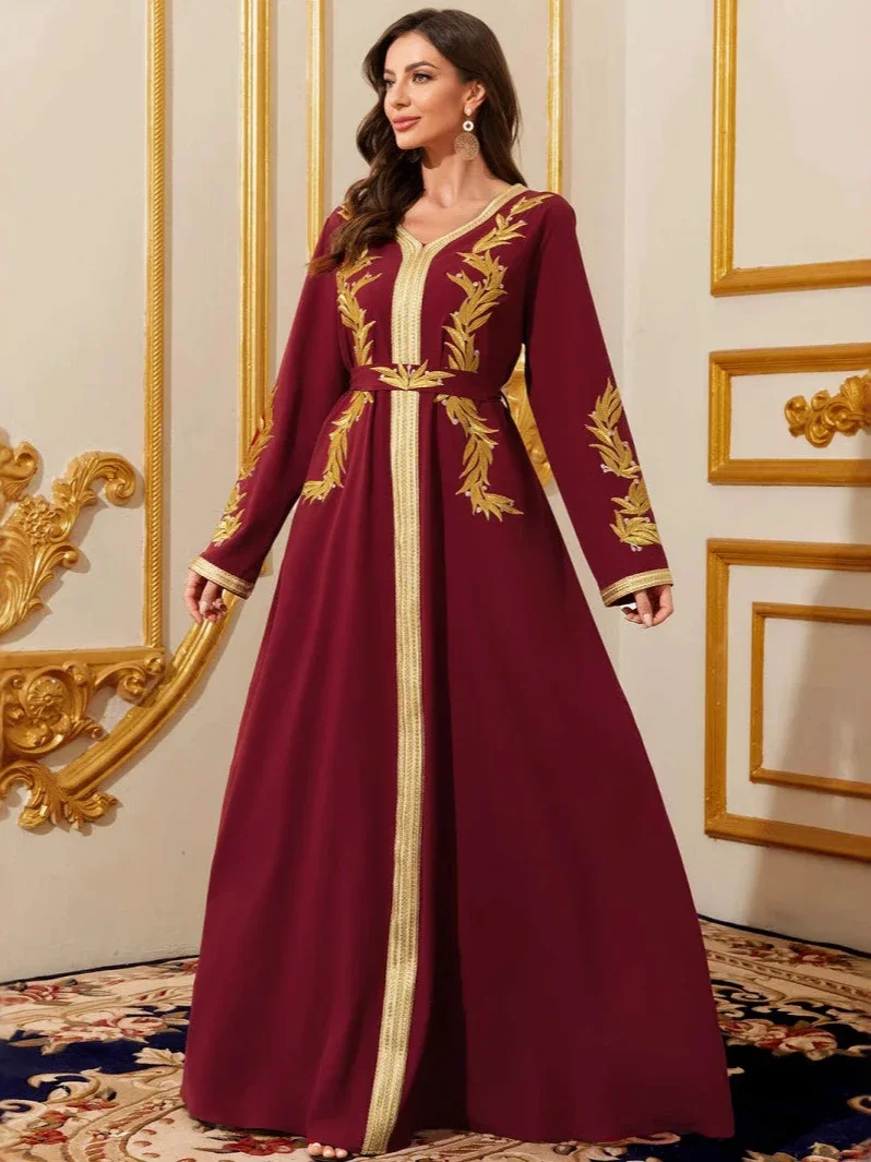 Muslimische Frauen Kleid V-ausschnitt Ramadan Eid Party Abaya Kleider Stickerei Arabischen Lange Robe Marokko Dubai Kaftan Islam Vestido Jalabiya