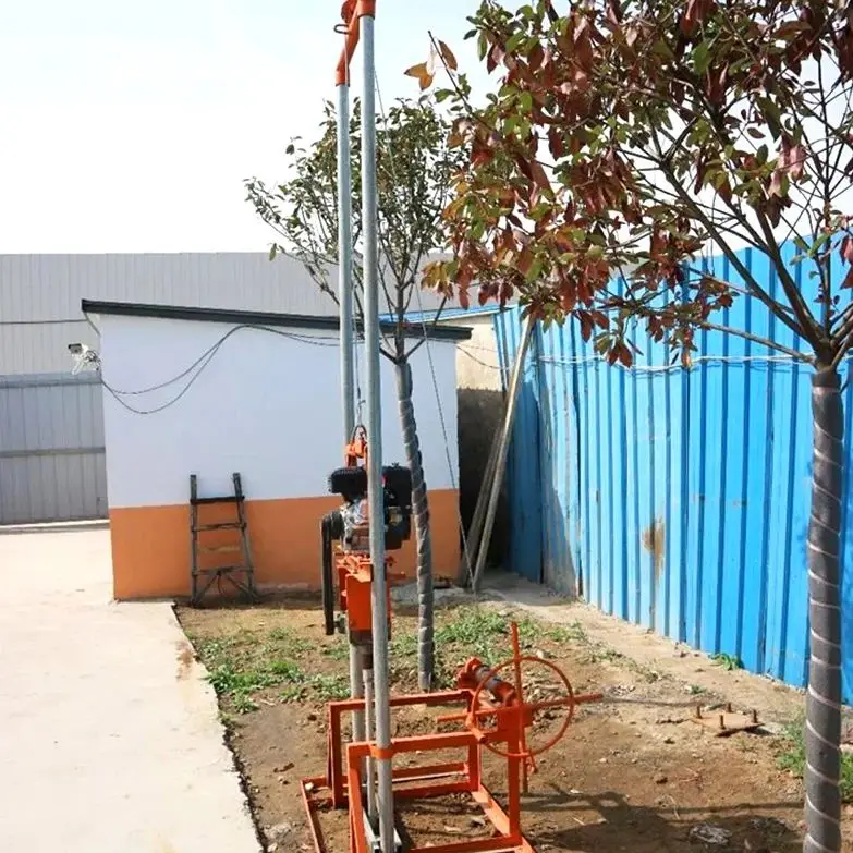 Maßgeschneiderte flexible Mikro-Brunnenbohrmaschine, 80 m tiefe Lochbohrung, Benzin, tragbares Licht