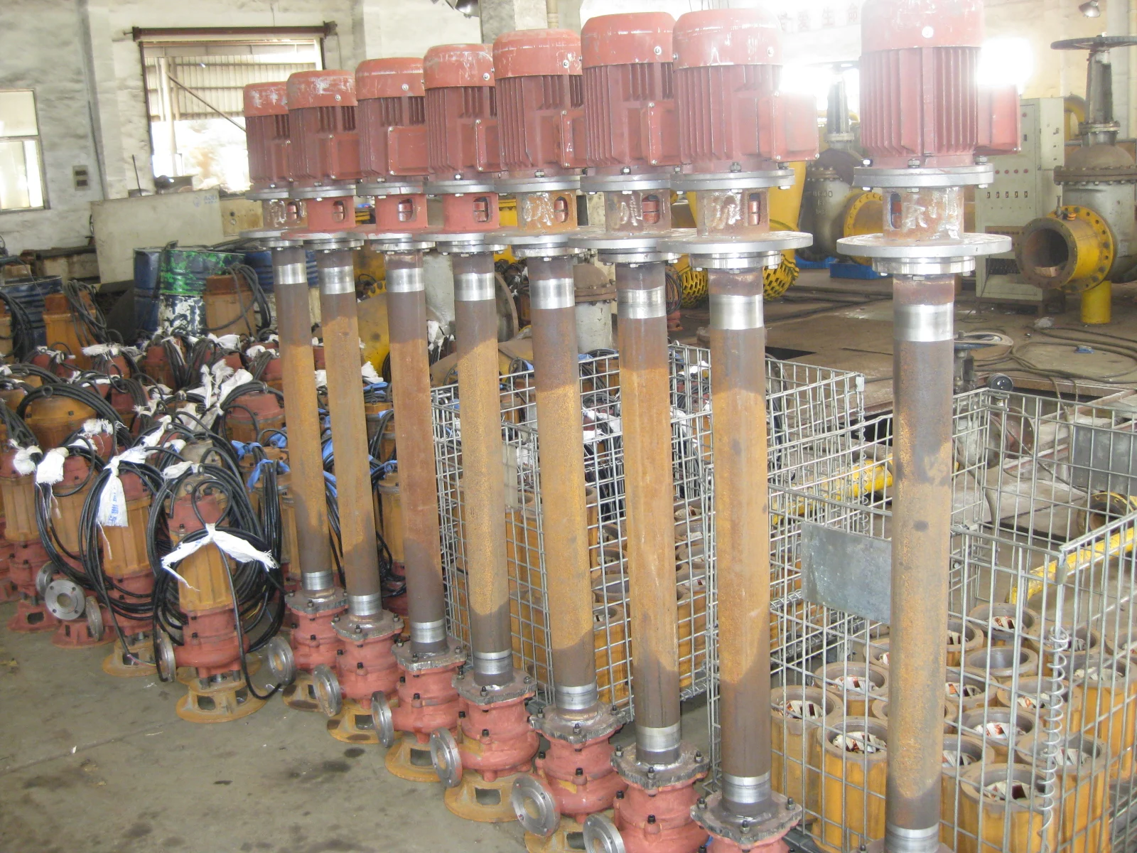 Bomba de esgoto semi-submersível sob bomba de pasta líquida para dragagem de lama resistente ao desgaste de rio de grande fluxo