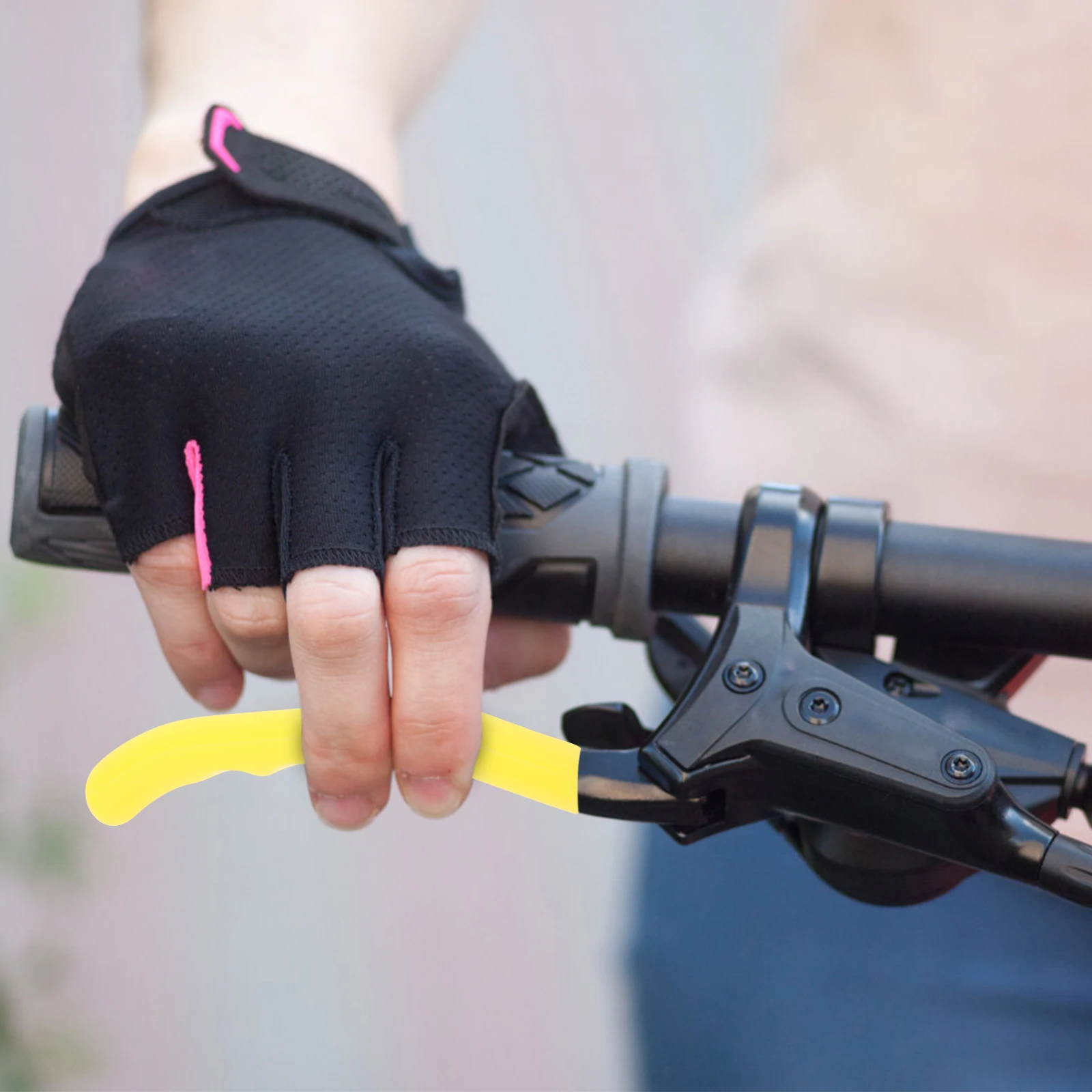 

4 Pcs Bike Brake Lever Covers Silicone Handle Protectors Red Color Anti Skid Waterproof For Mountain Road Folding Bikes Brake