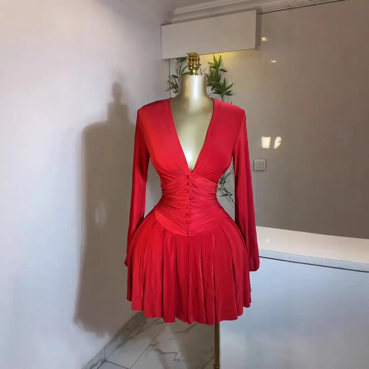 Women's Pleated V-neck Long-sleeve Dress, French Style, Smart Fit, Waist-cinching Smartming, Pleated Short Skirt Wedding Dress