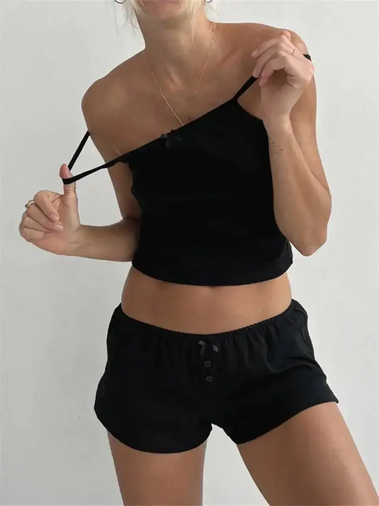 女性用ラウンジウェアセット 2ピーススーツ レーストリム アイレットキャミソール タンクトップとショートパンツ パジャマ風衣装