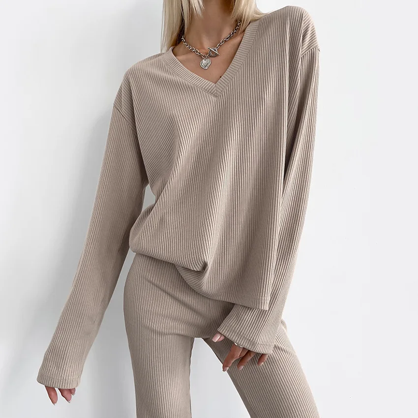 

Khaki Knitted Pit Strip Set Spring Simple V-neck Long-sleeved Top And Trousers Two-piece Set