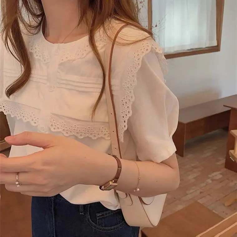 

Шикарный кружевной воротник ort Sve irt, женская милая дизайнерская летняя новинка, однотонная блузка на пуговицах, однотонная блузка стандартного кроя
