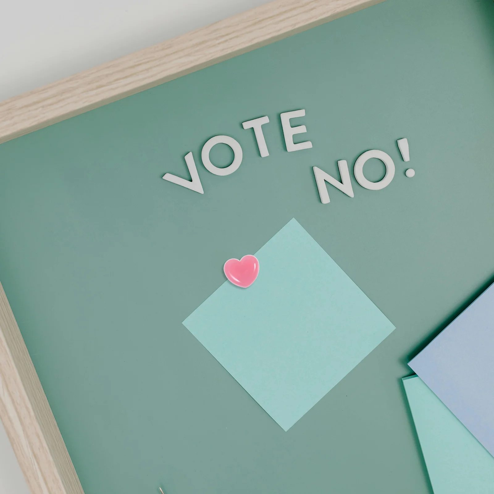 

50Pcs Decorative Heart Pushpins Cute Plastic Thumb Tacks for Message Board Photo Wall Map Pinning Home Office Decoration